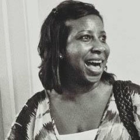 Meet your Posher, April - Picture 1 of 1